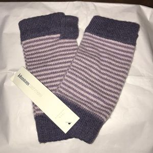 Johnston’s Cashmere Purple Fingerless Gloves